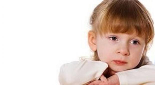 Что делать, если ребёнок заикается: различные методики и средства лечения