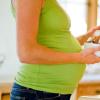 Почему беременных беспокоит вздутие живота: основные причины метеоризма и способы борьбы с ним Живот как будто распирает изнутри при беременности