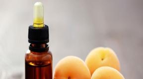 Apricot oil application, properties, recipes